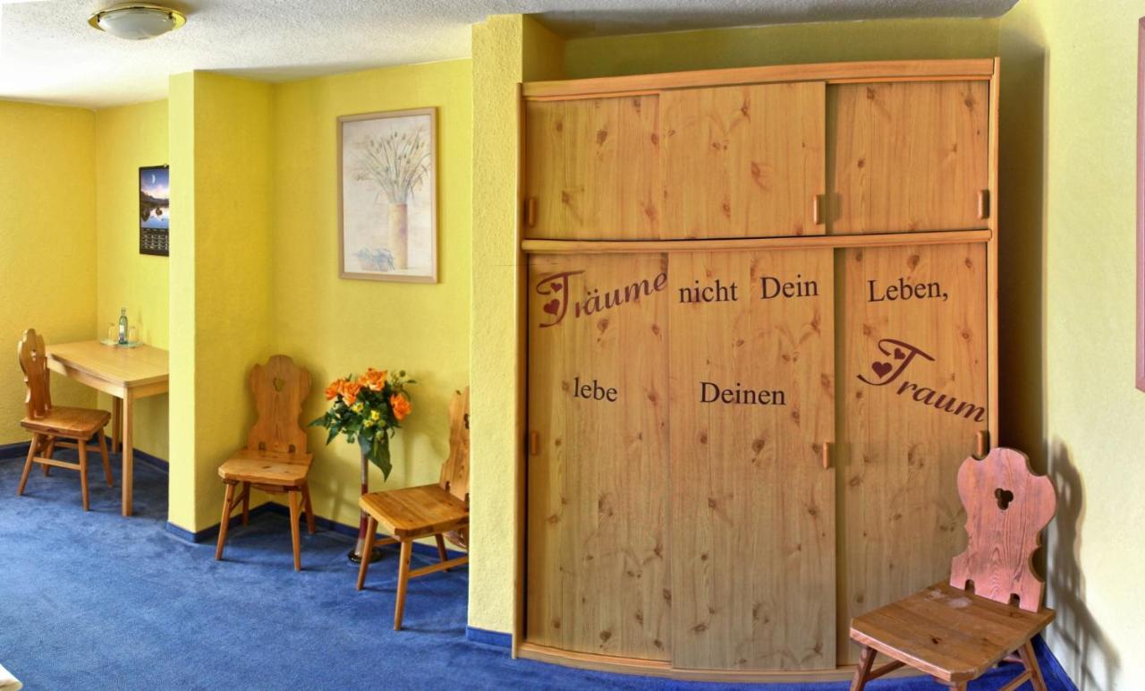 Hotel Schwarzes Ross Siebenlehn المظهر الخارجي الصورة